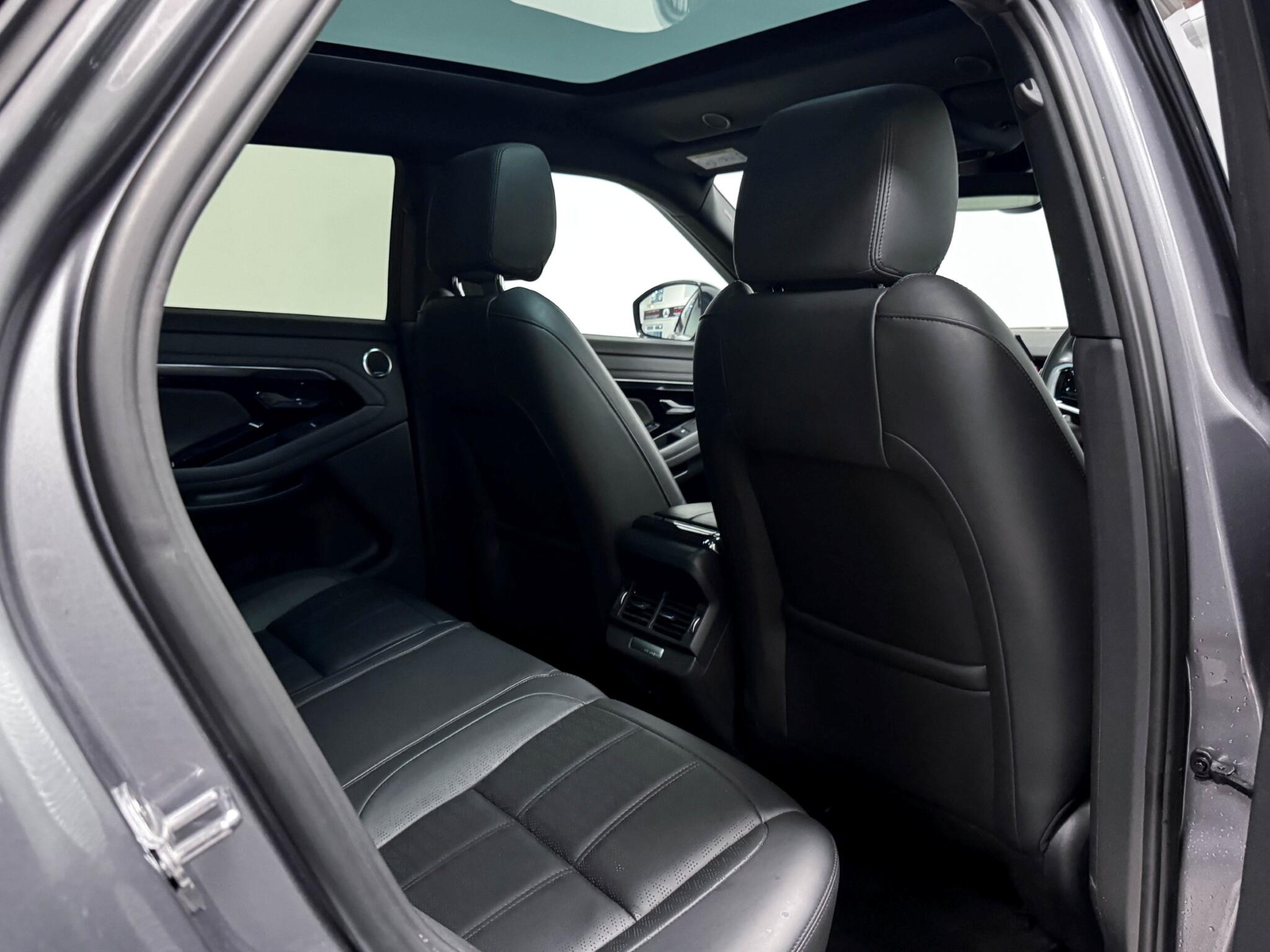Land Rover Range Rover Evoque view 11