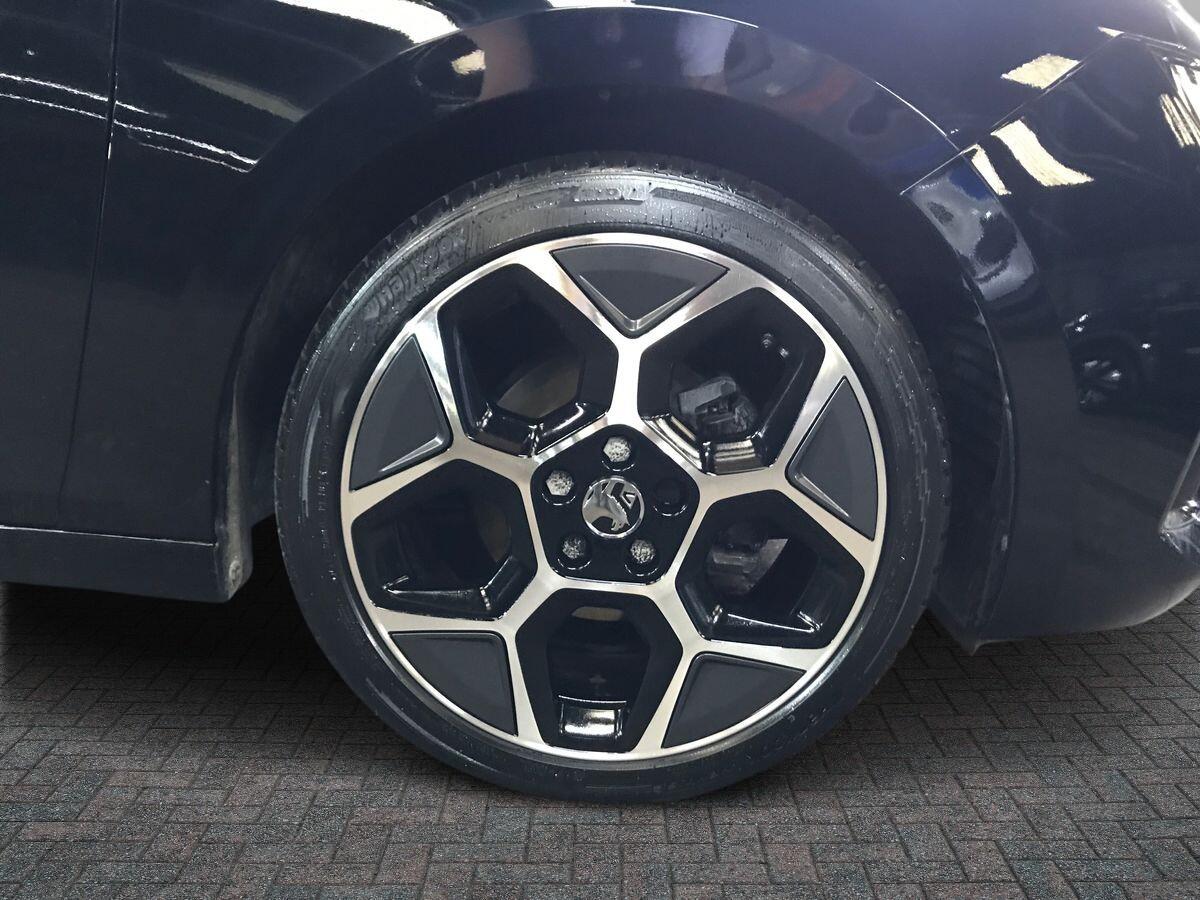 Vauxhall Astra view 12