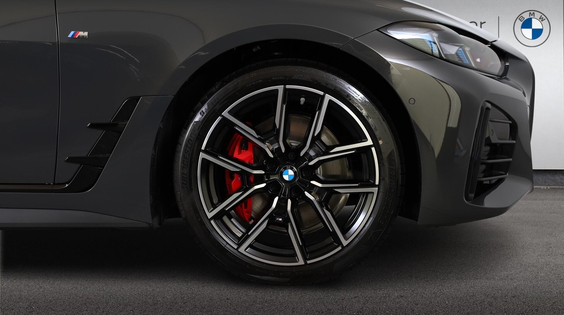 BMW 4 Series view 14