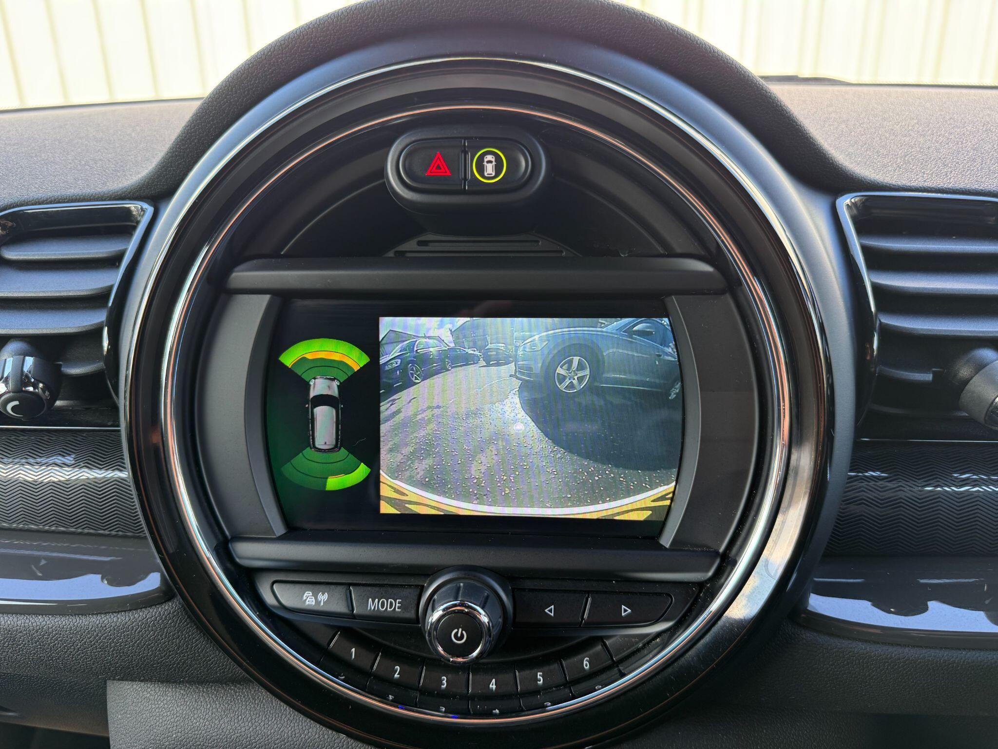 Mini Clubman view 27