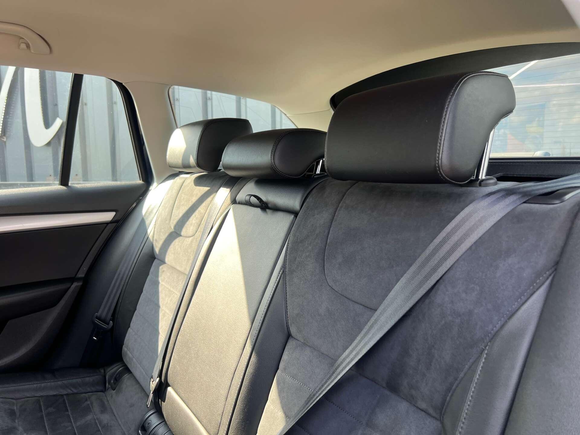 Skoda Octavia view 34
