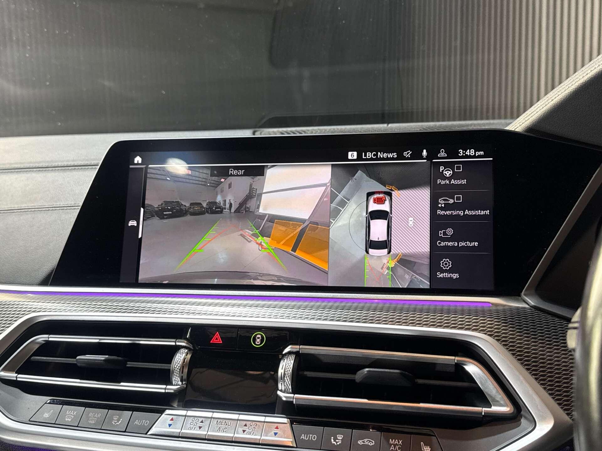 BMW X6 view 44