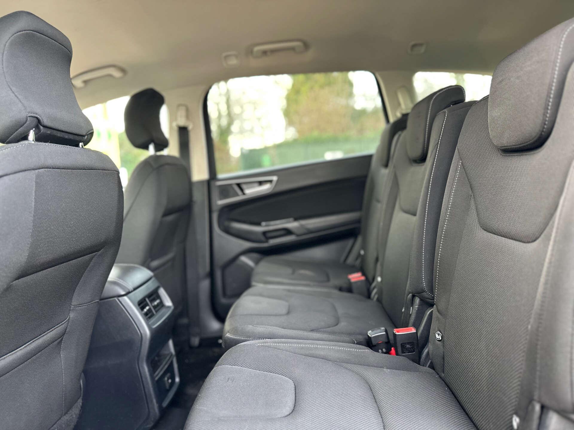 Ford S-Max view 11
