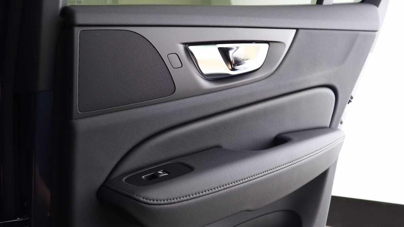 Volvo V60 view 19
