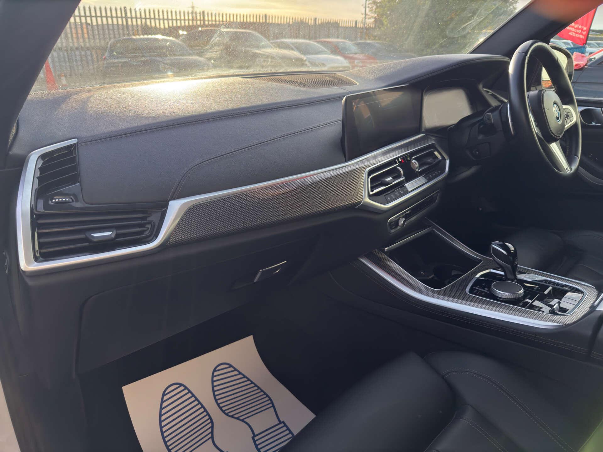 BMW X5 view 38