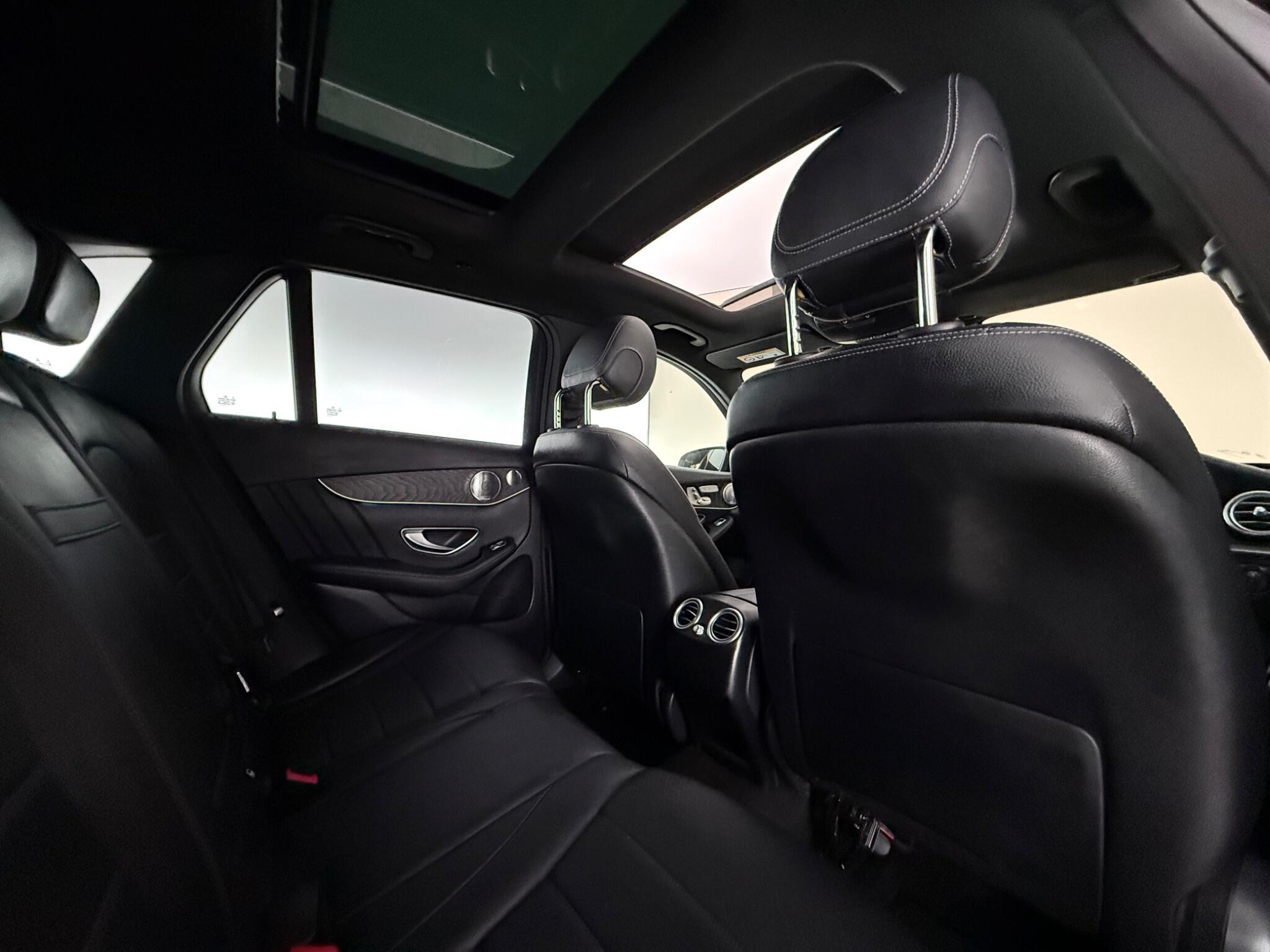 Mercedes-Benz GLC view 32