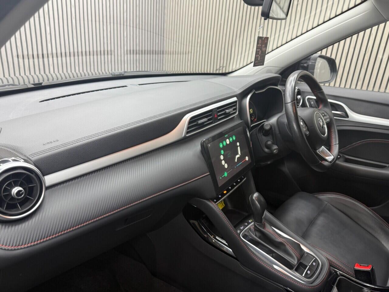 MG ZS view 5