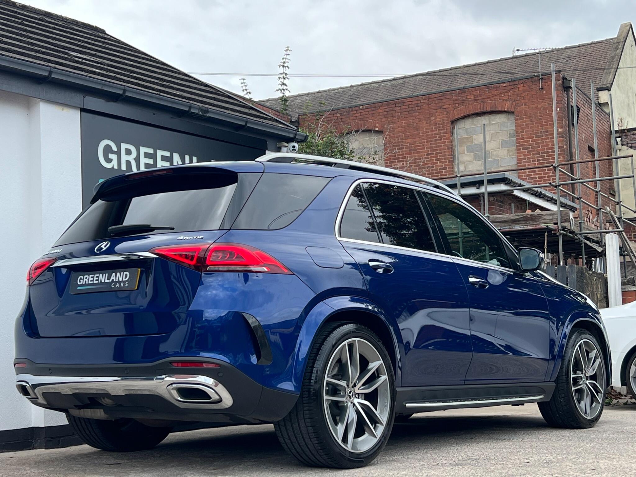 Mercedes-Benz GLE view 24
