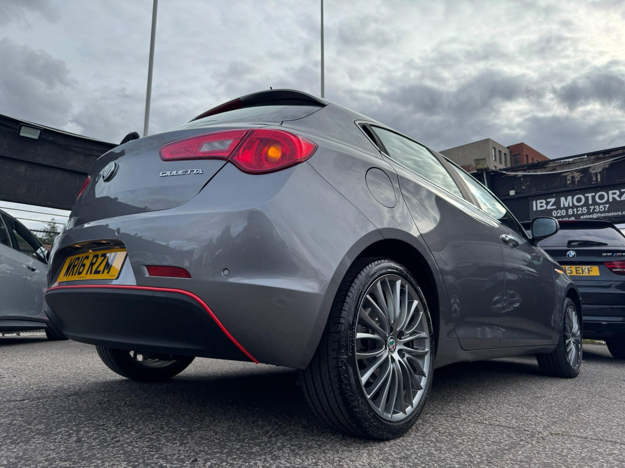Alfa Romeo Giulietta view 24