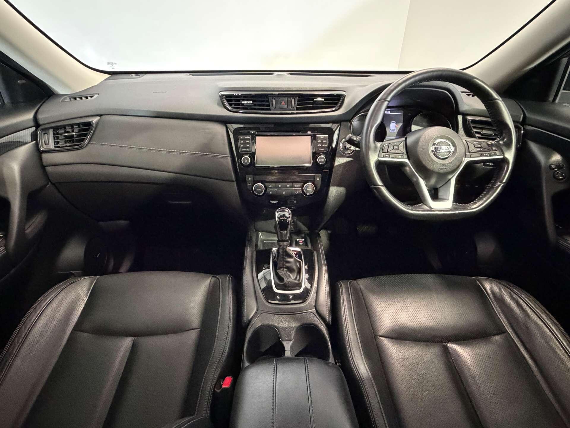 Nissan X-Trail view 18