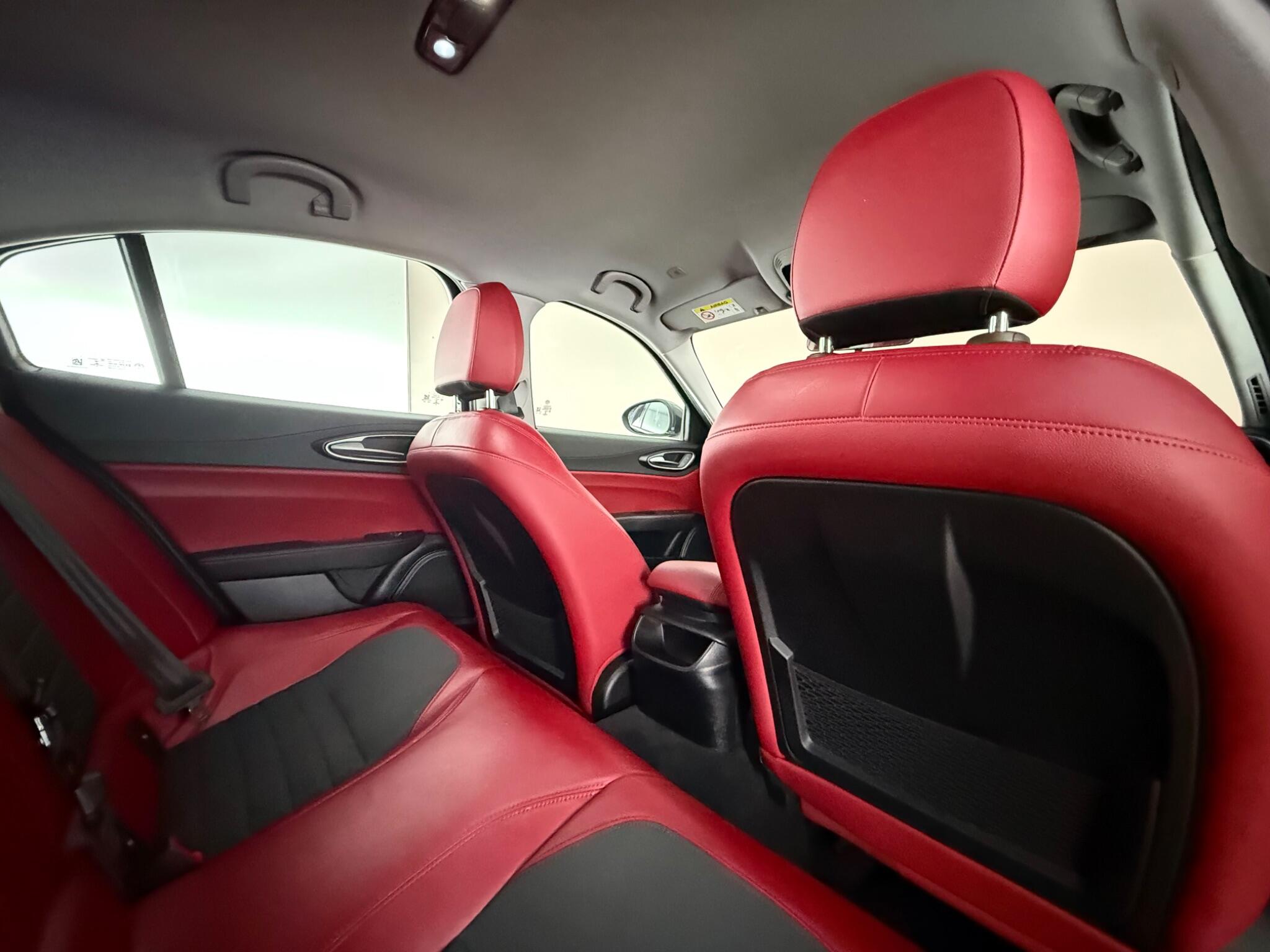 Alfa Romeo Giulia view 31