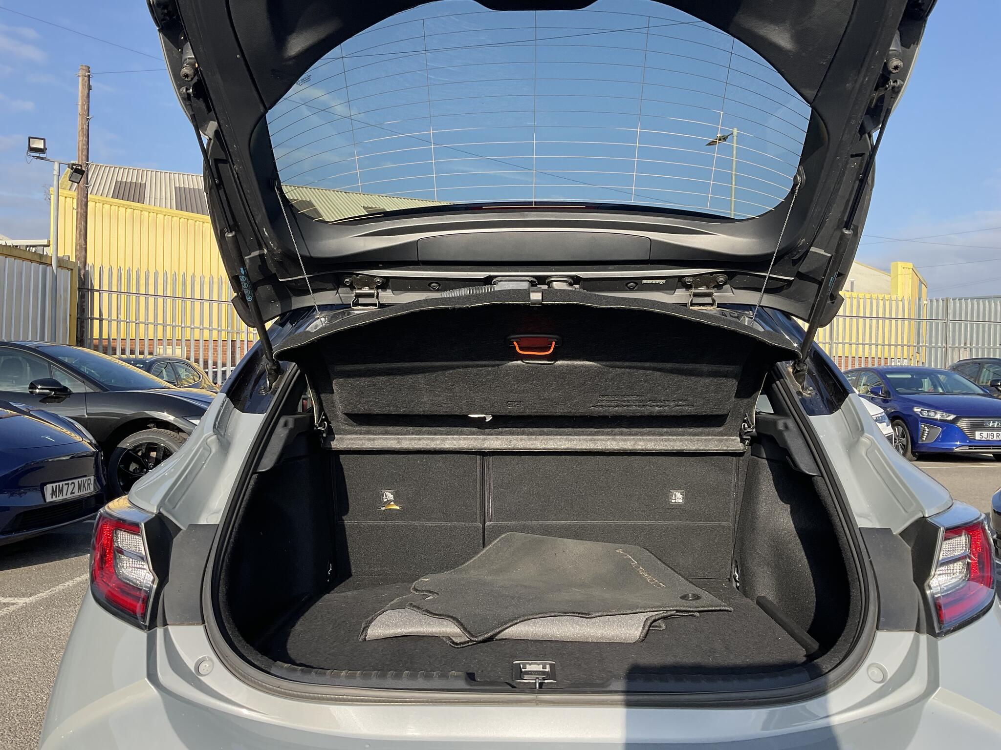 Toyota Corolla view 20
