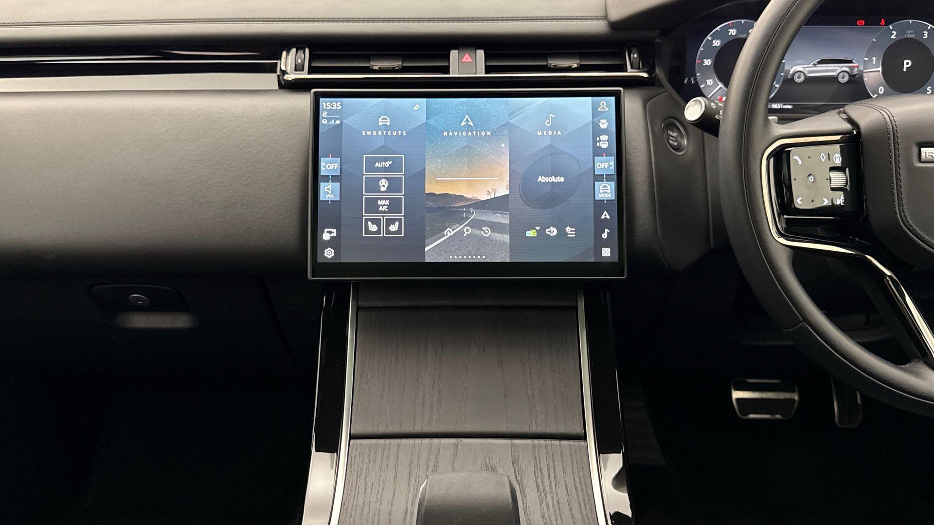 Land Rover Range Rover Velar view 14