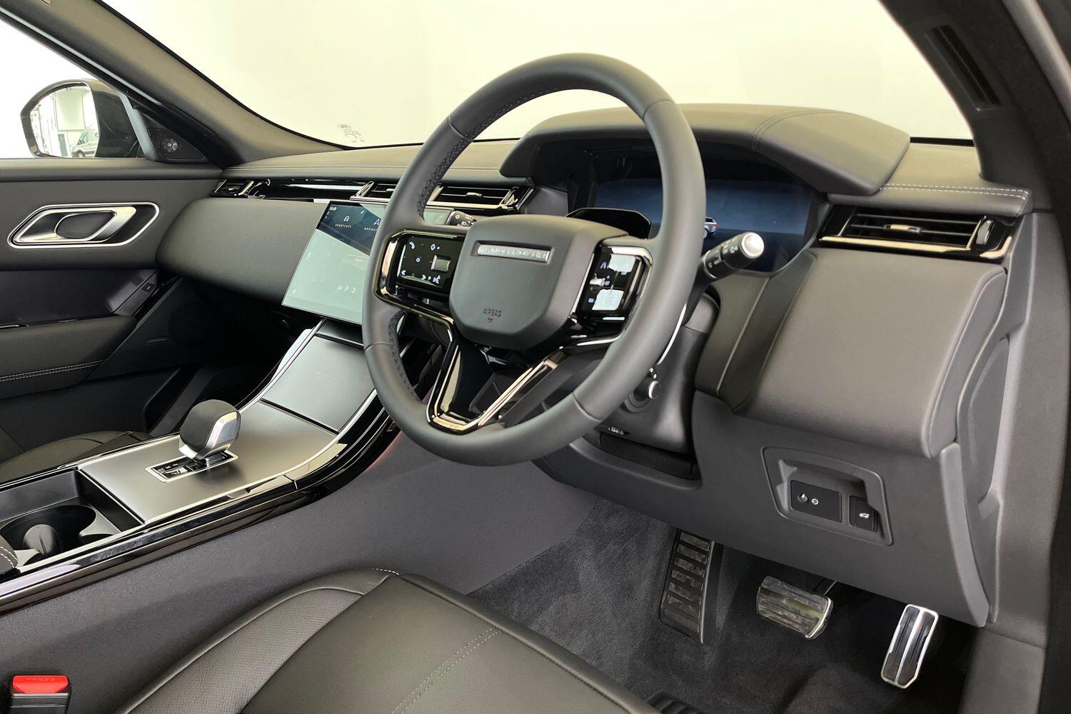 Land Rover Range Rover Velar view 17