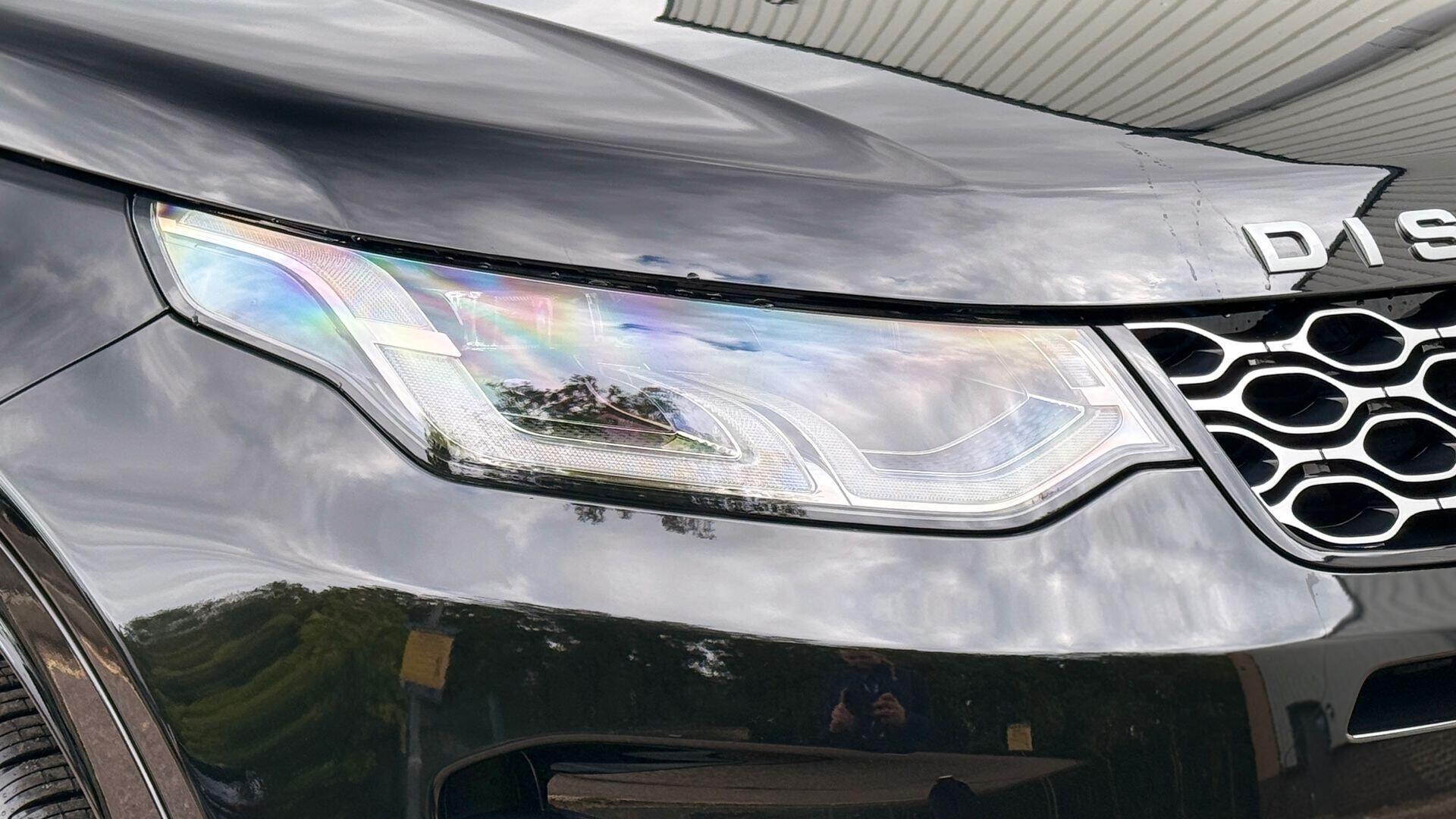 Land Rover Discovery Sport view 18