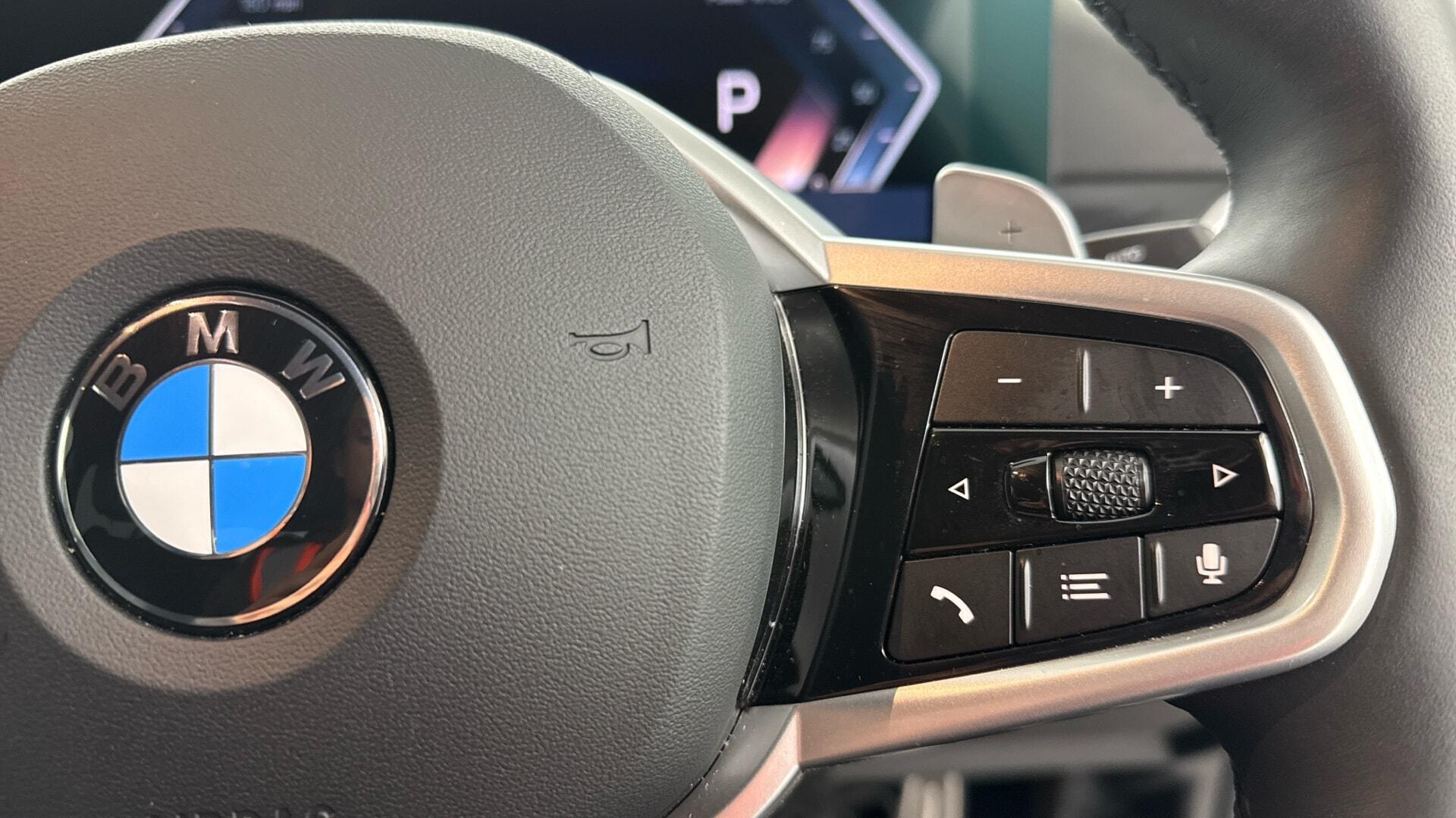 BMW 3 Series view 19