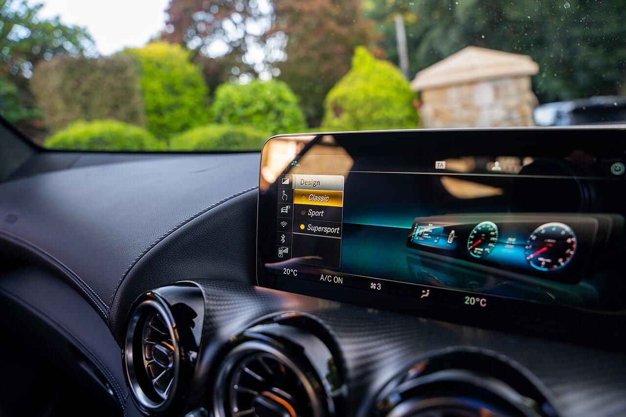 Mercedes-Benz Amg GT view 99
