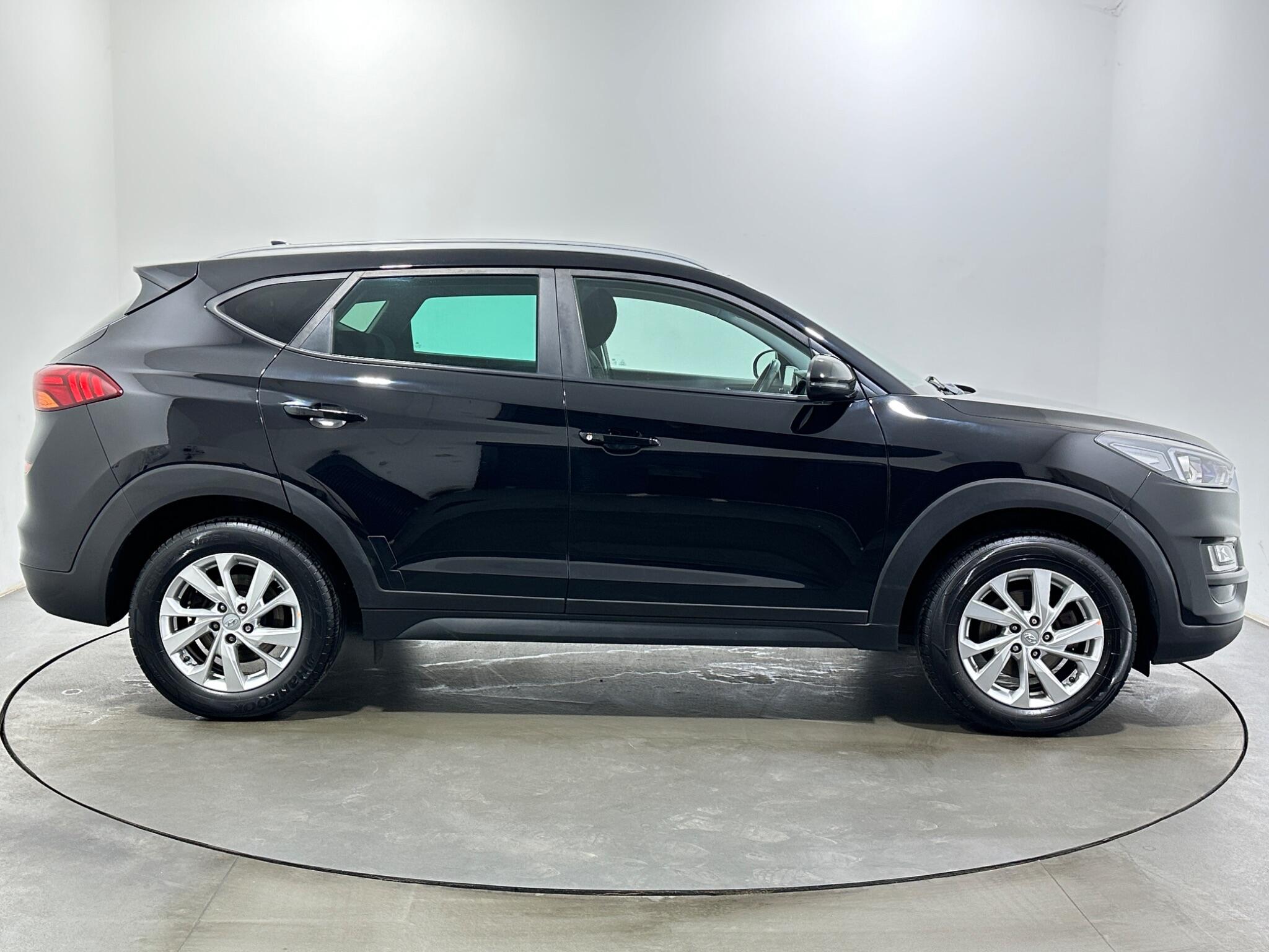 Hyundai Tucson view 9