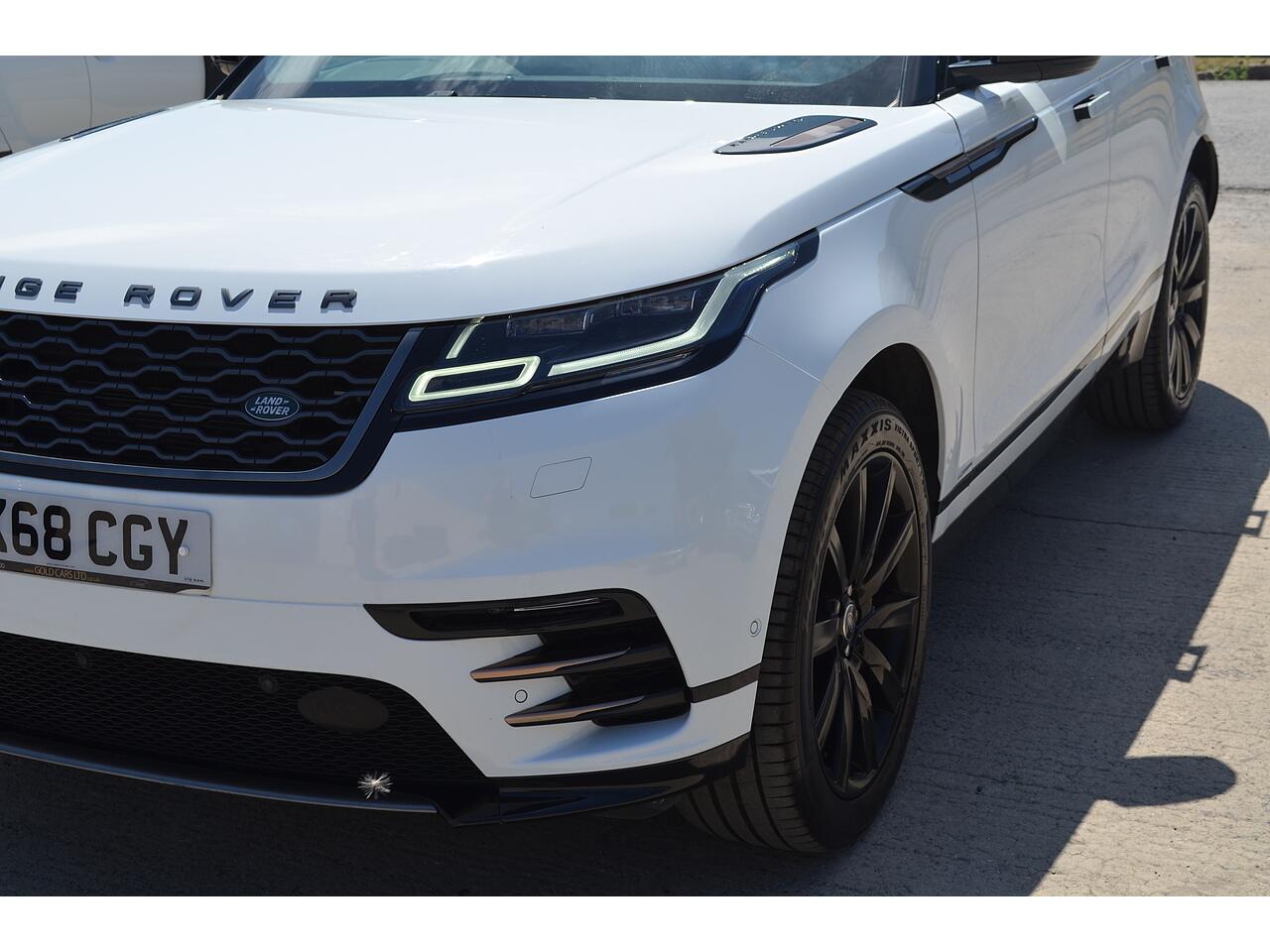 Land Rover Range Rover Velar view 42