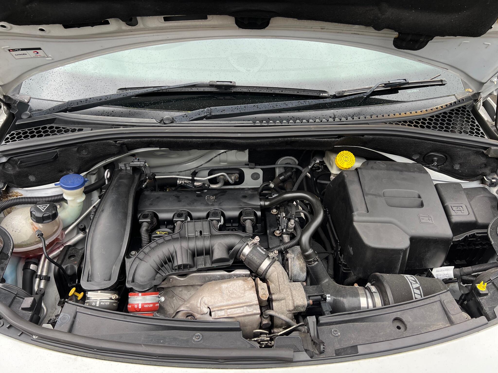 2010 Citroen DS3 image 30