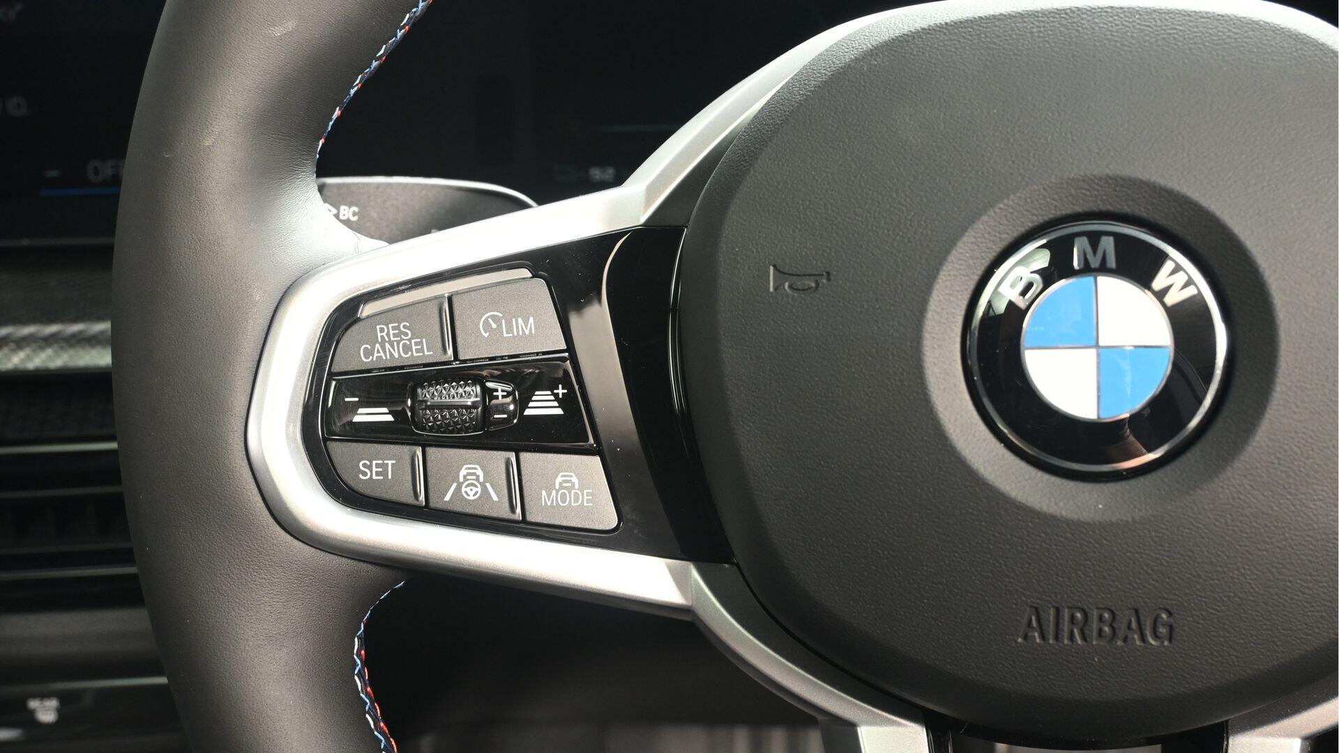 BMW I4 view 17