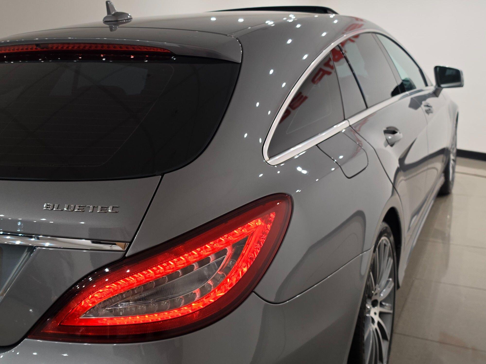 Mercedes-Benz CLS view 17