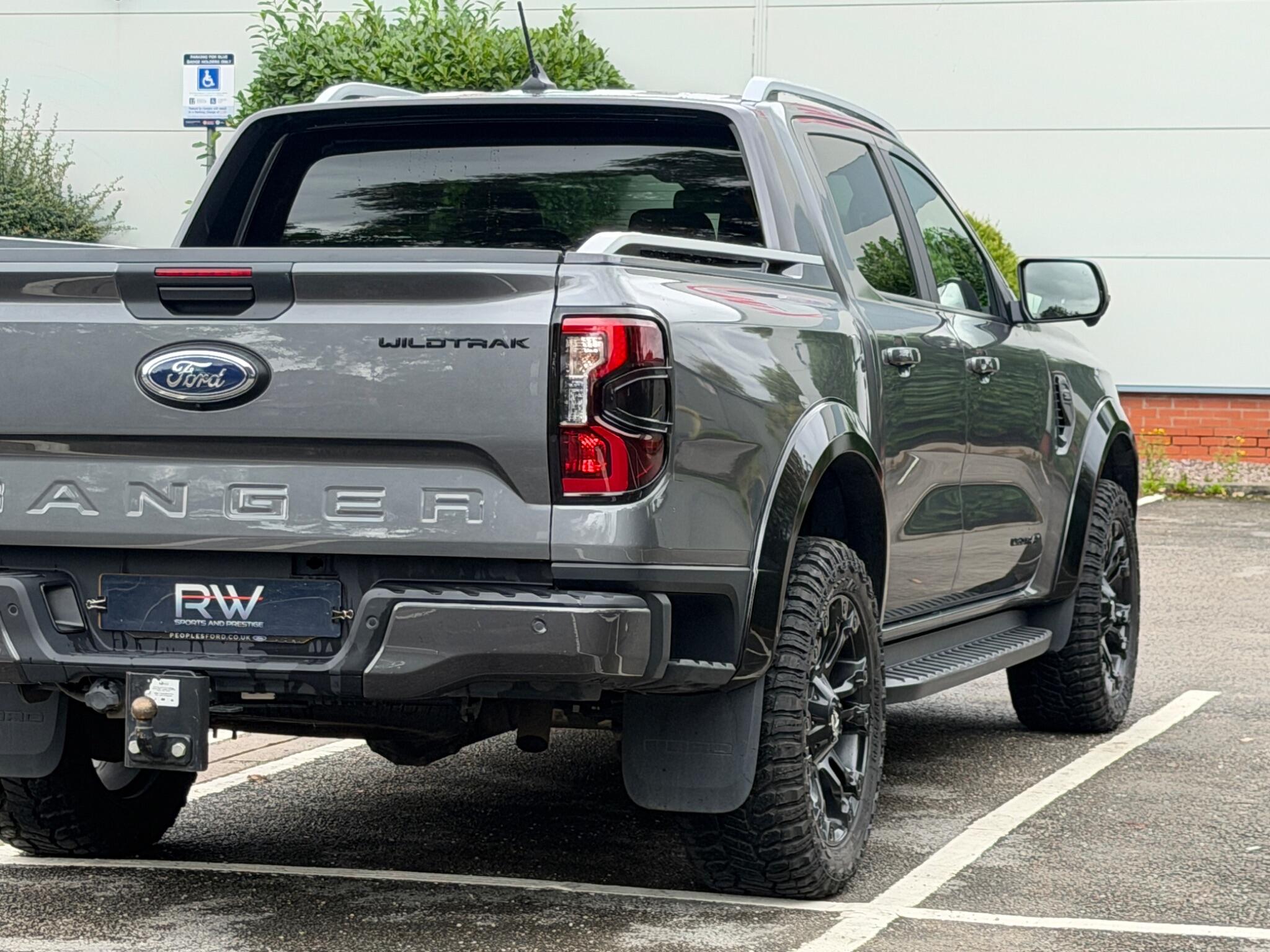 Ford Ranger view 47