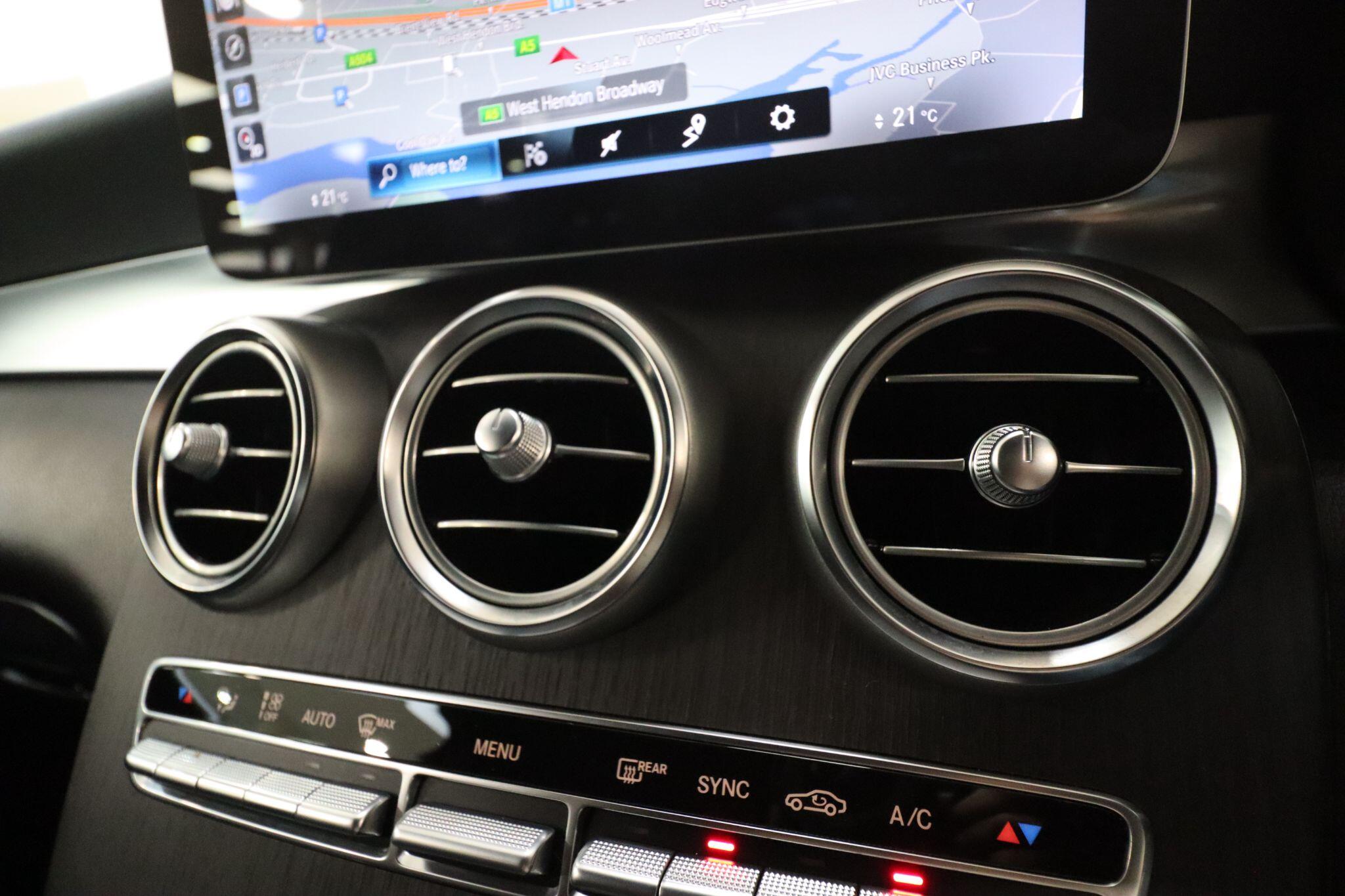 Mercedes-Benz GLC view 22