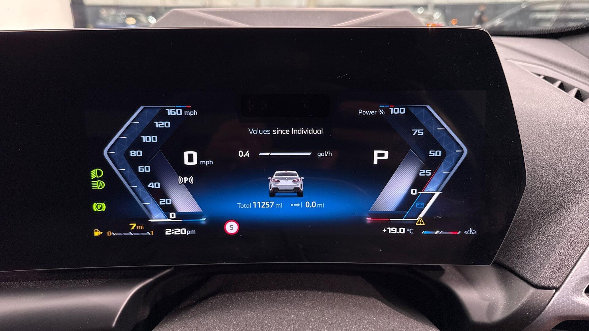 BMW 2 Series view 9