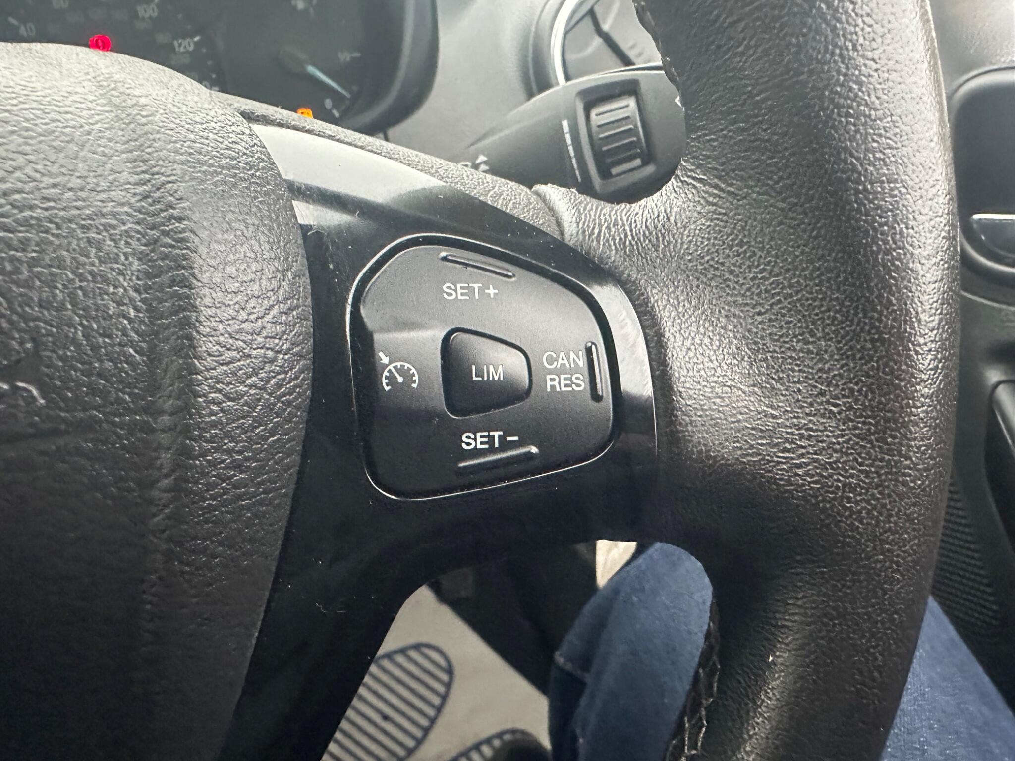 2017 Ford Ka+ 1.2 Ti-VCT Zetec Euro 6 5dr • 21,433 miles image 23