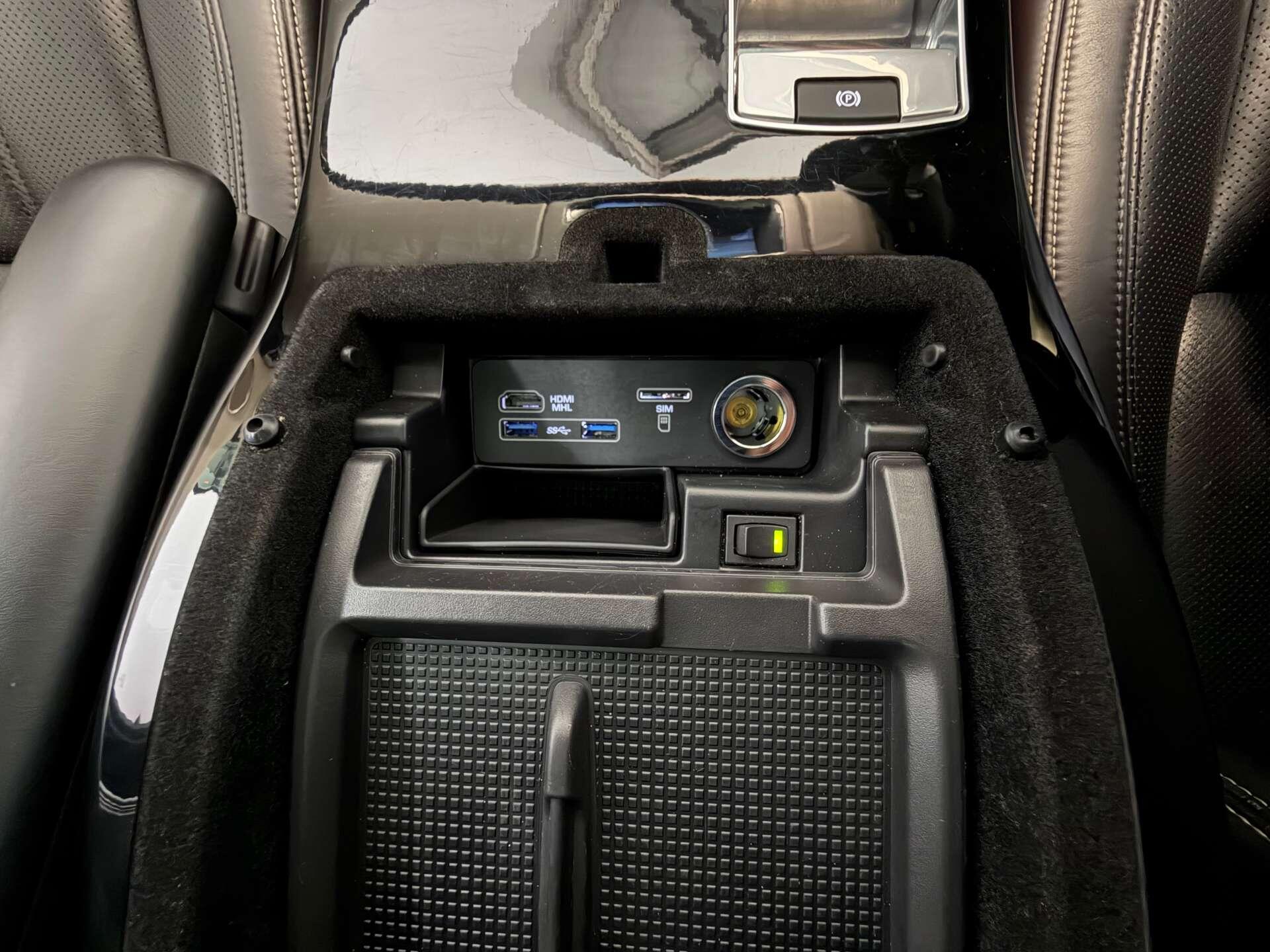 Land Rover Range Rover view 43