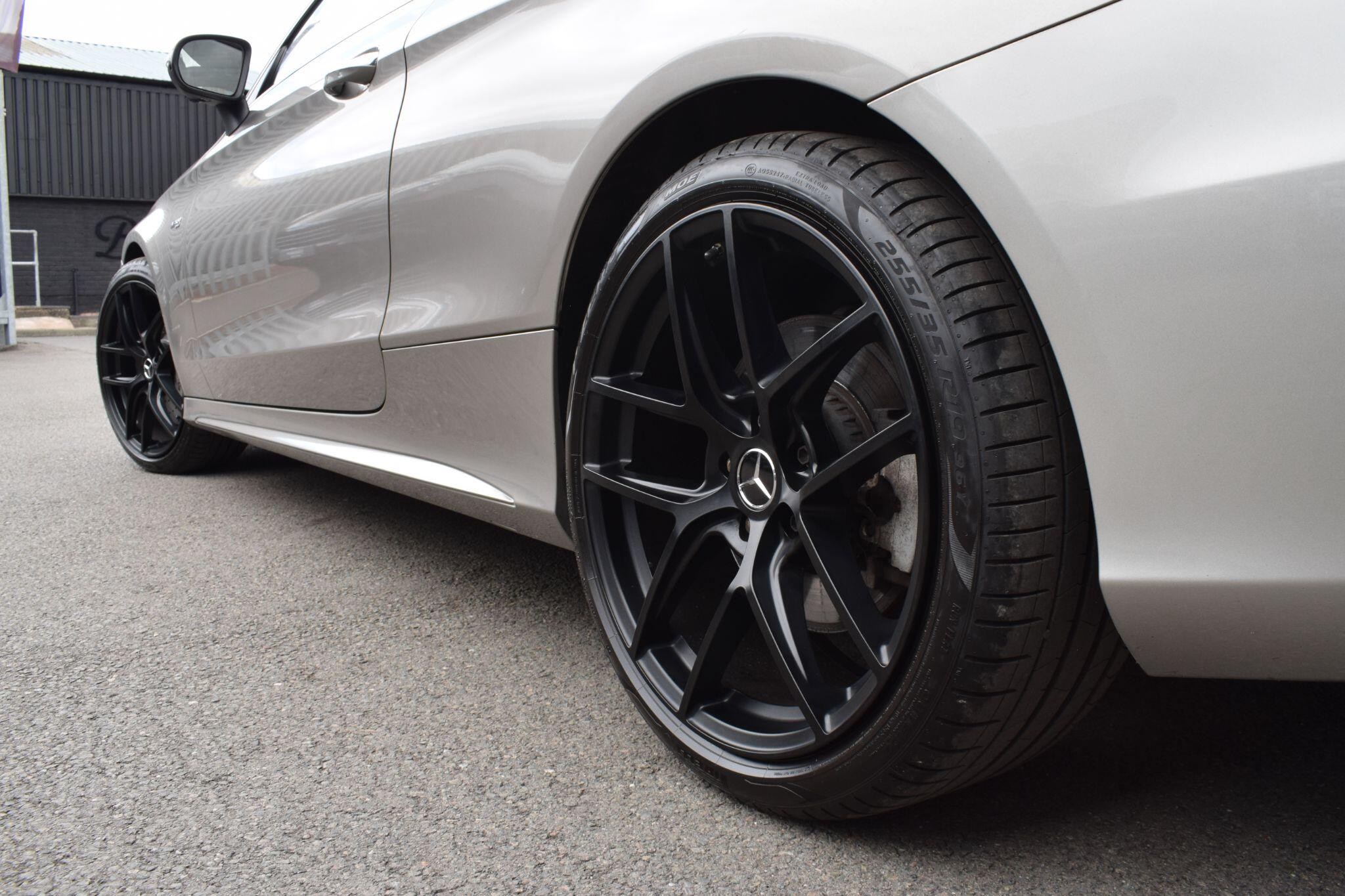 Mercedes-Benz C Class view 40