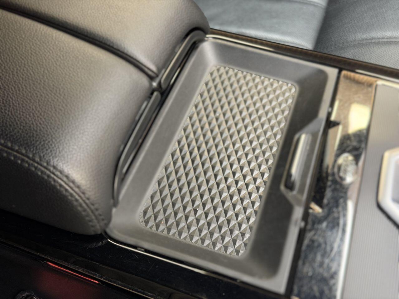 Land Rover Range Rover Evoque view 35