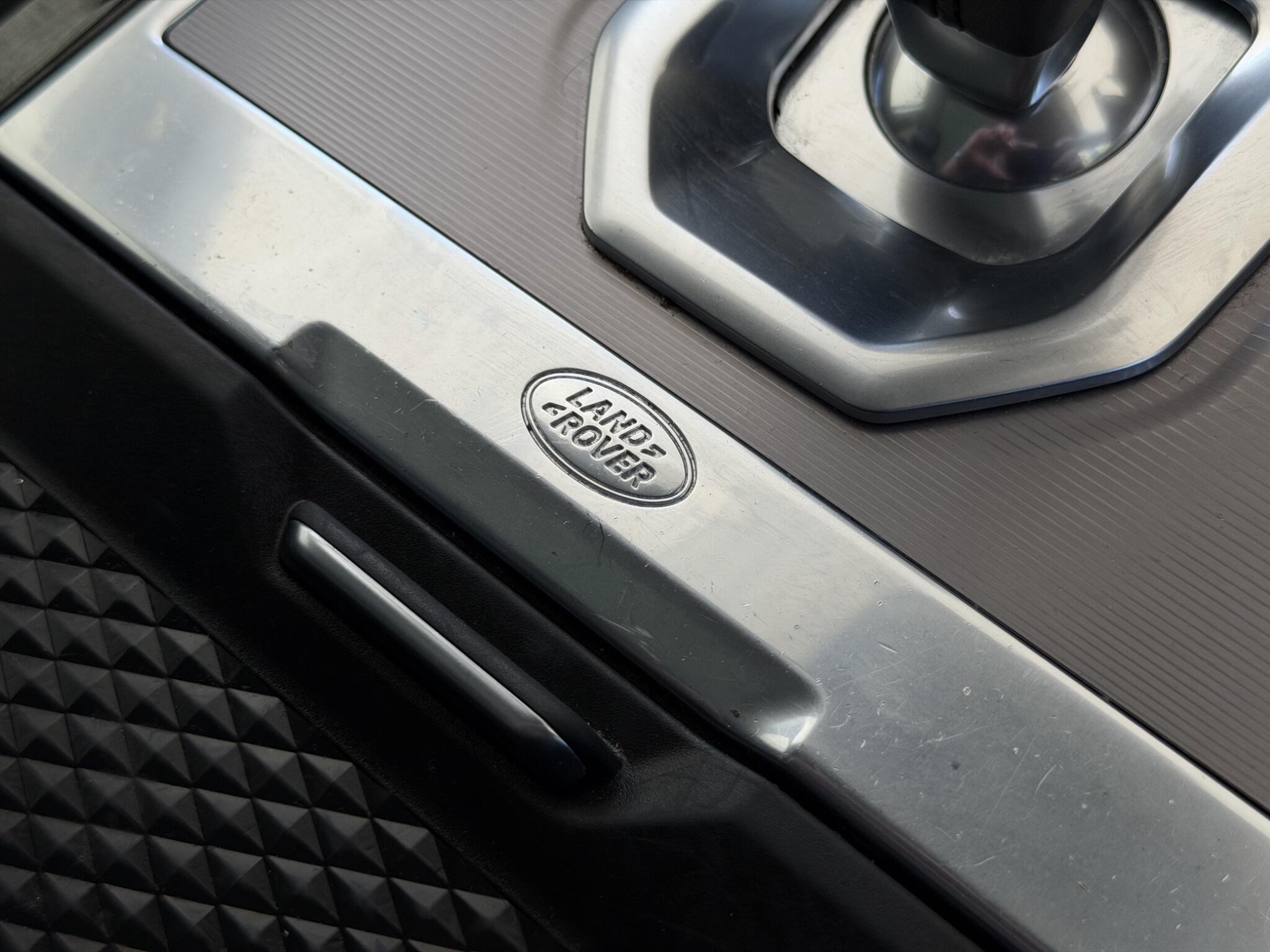 Land Rover Range Rover Evoque view 24