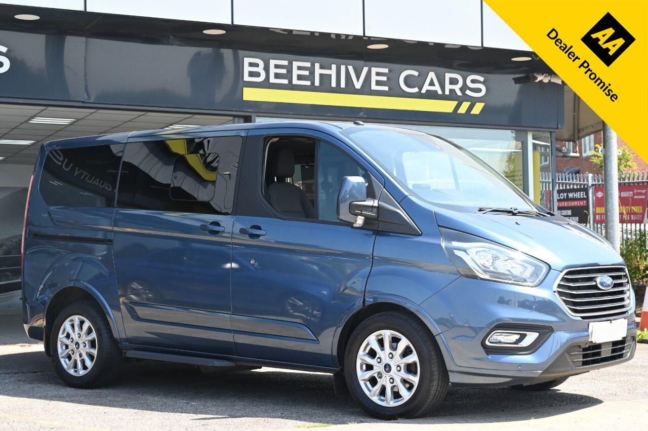 Ford Tourneo Custom main image