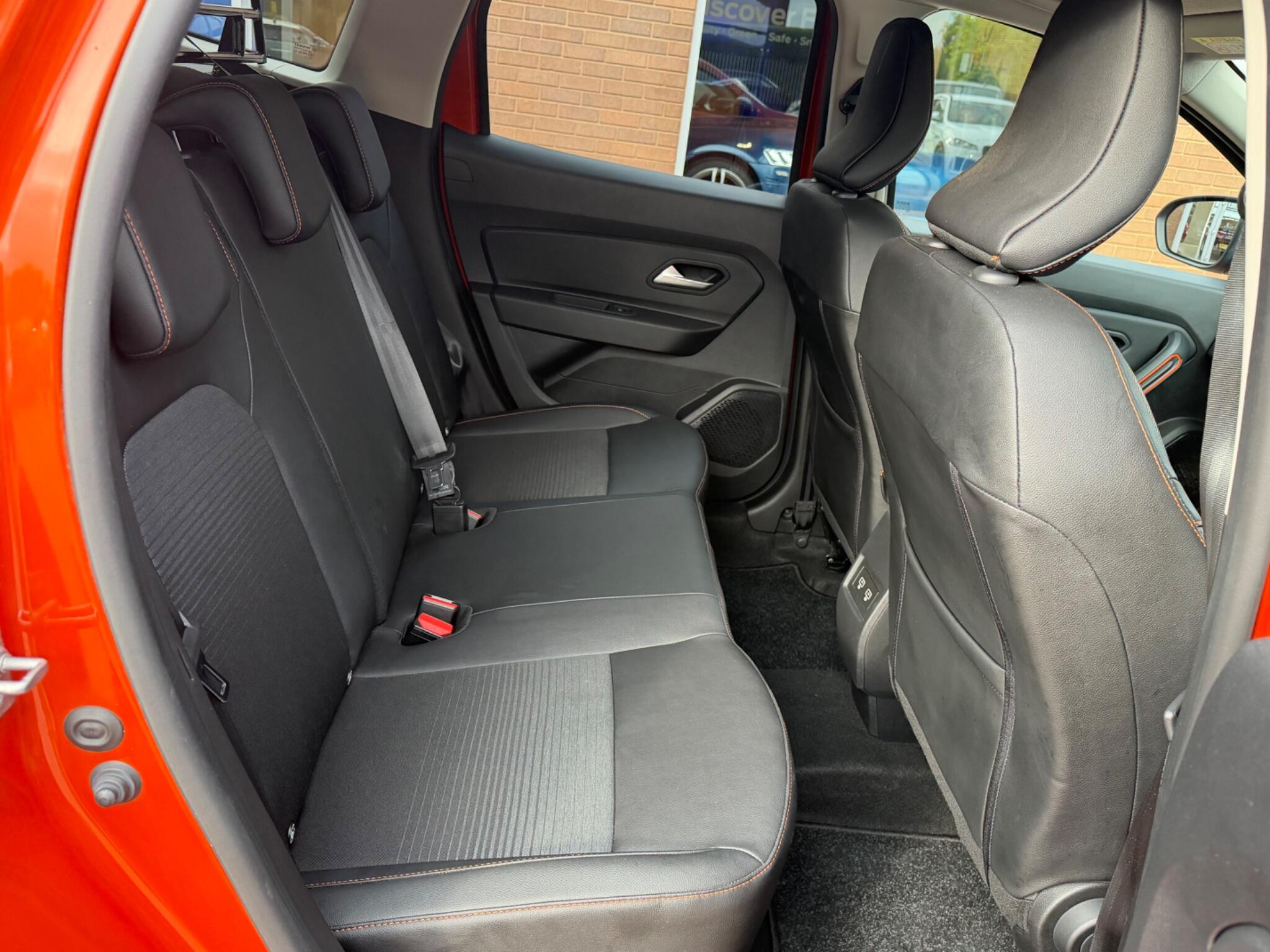 Dacia Duster view 61