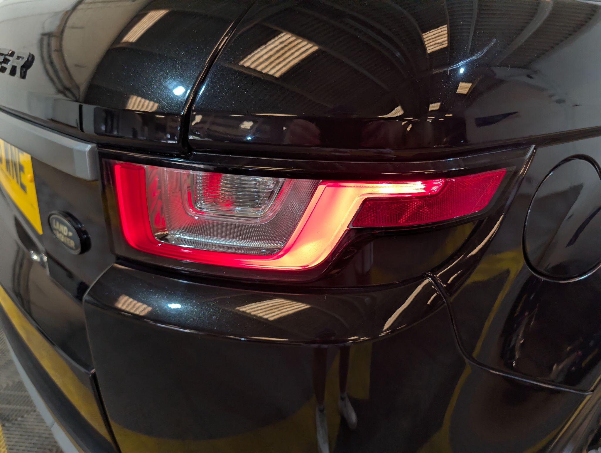 Land Rover Range Rover Evoque view 76
