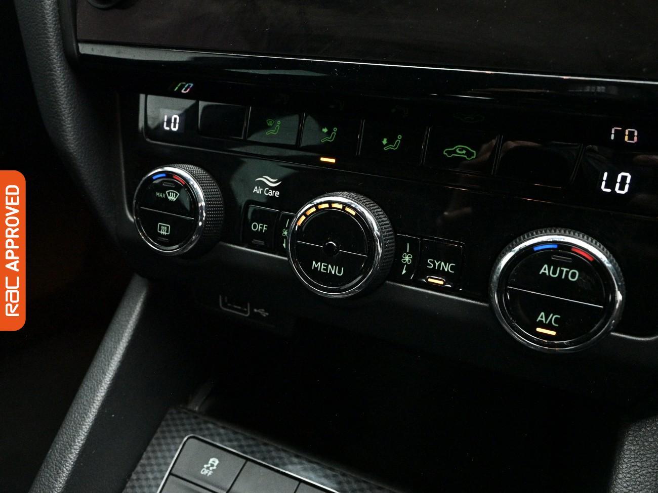 Skoda Octavia view 16