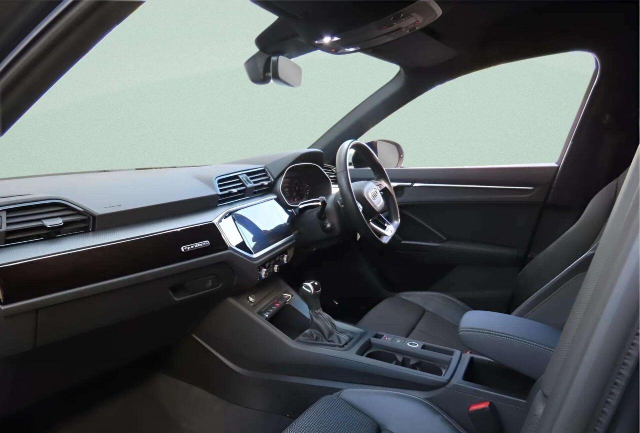 Audi Q3 view 2