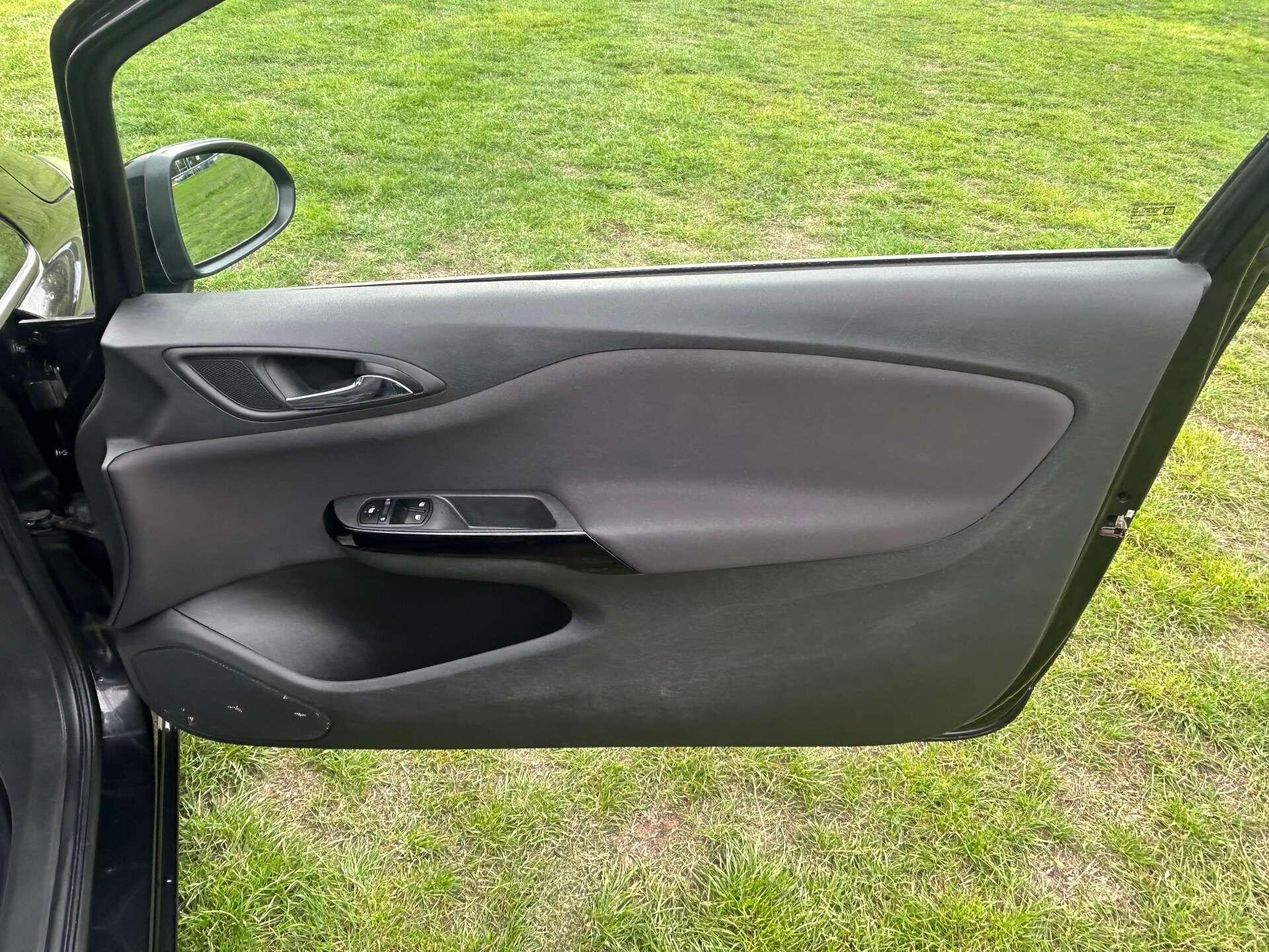 Vauxhall Corsa view 14