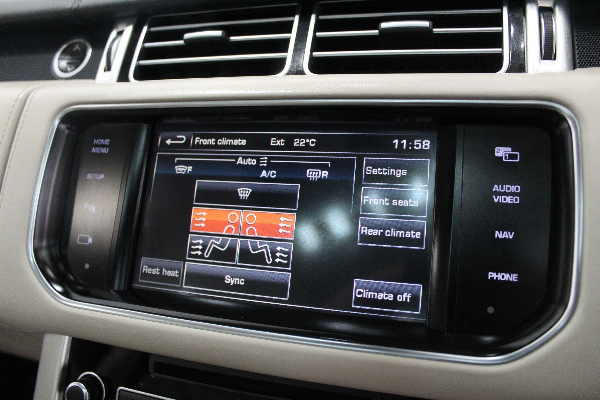 Land Rover Range Rover view 49