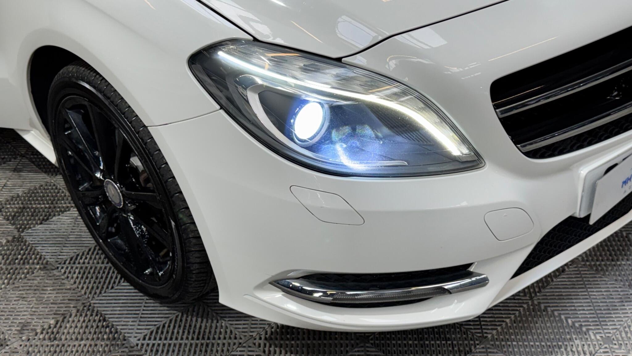 Mercedes-Benz B Class view 20