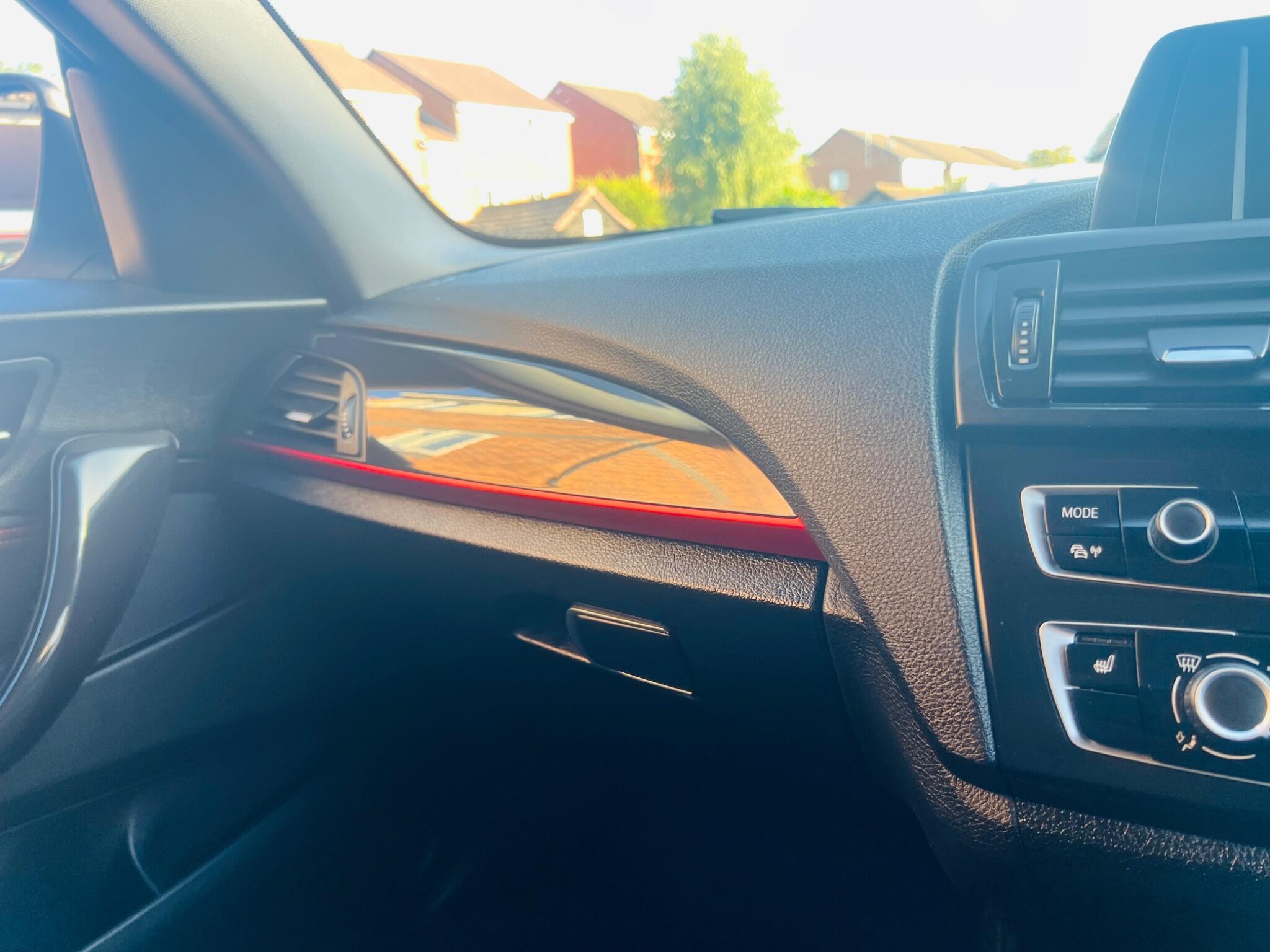 BMW 1 Series view 32