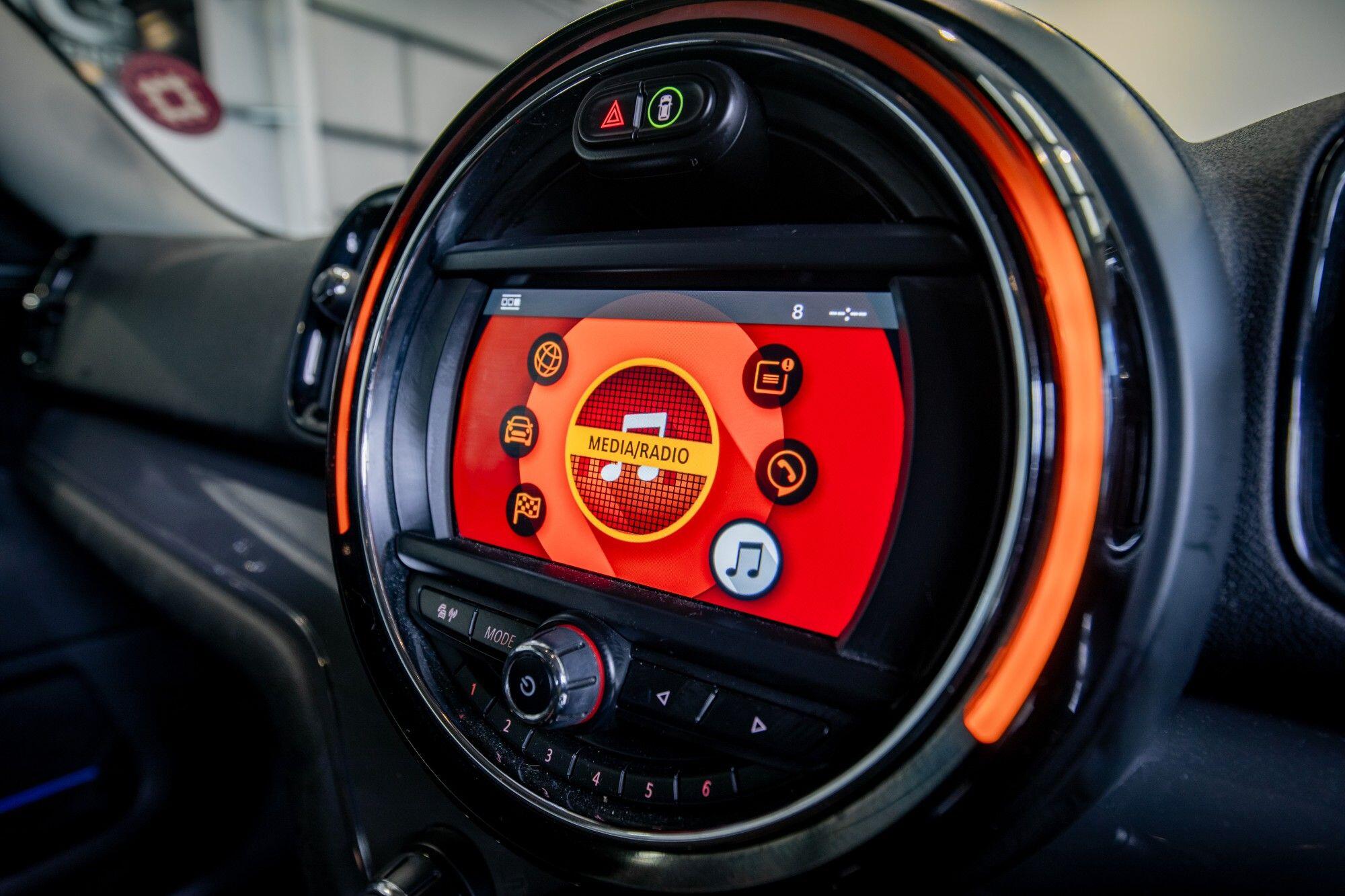 Mini Countryman view 27