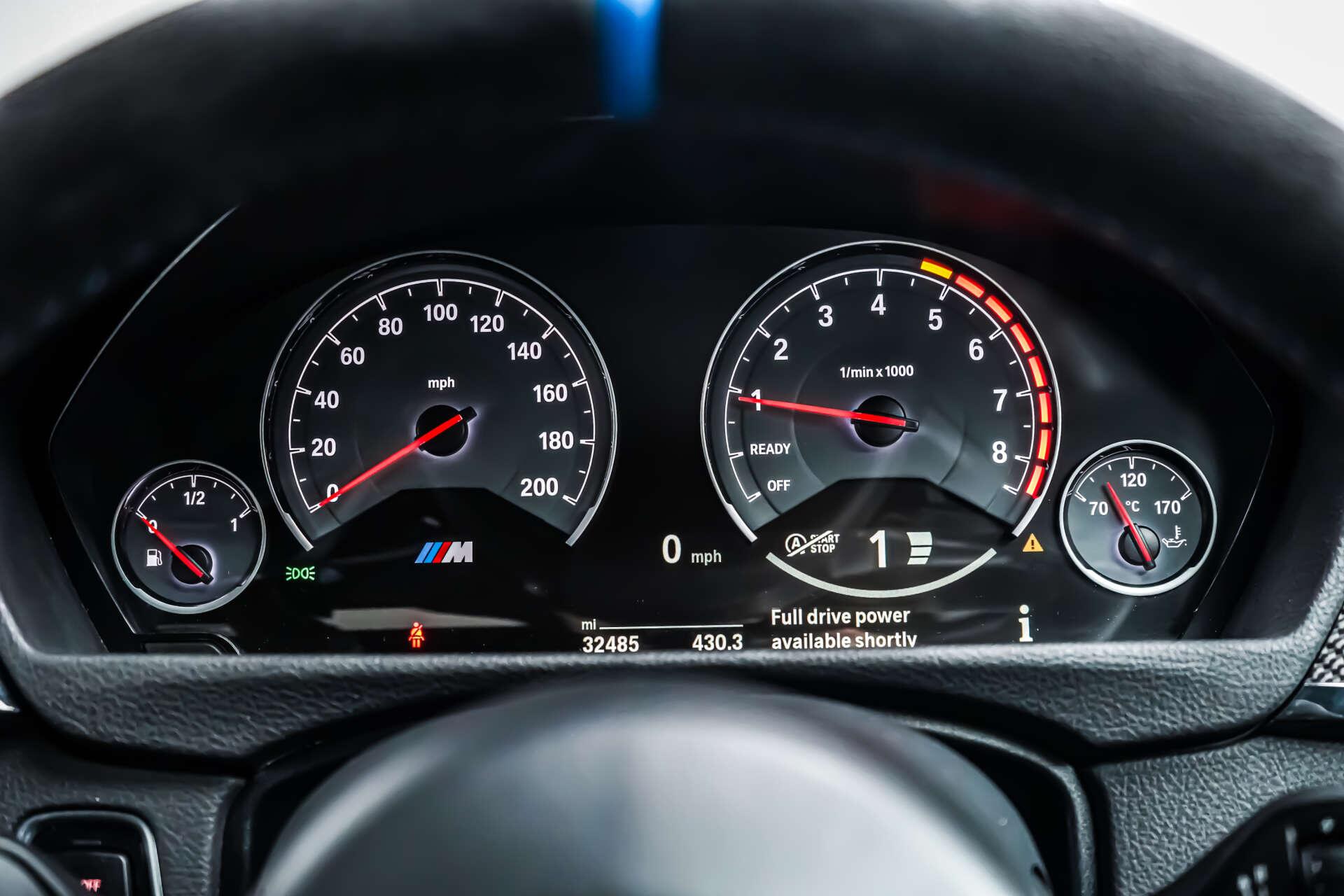 BMW M4 view 19