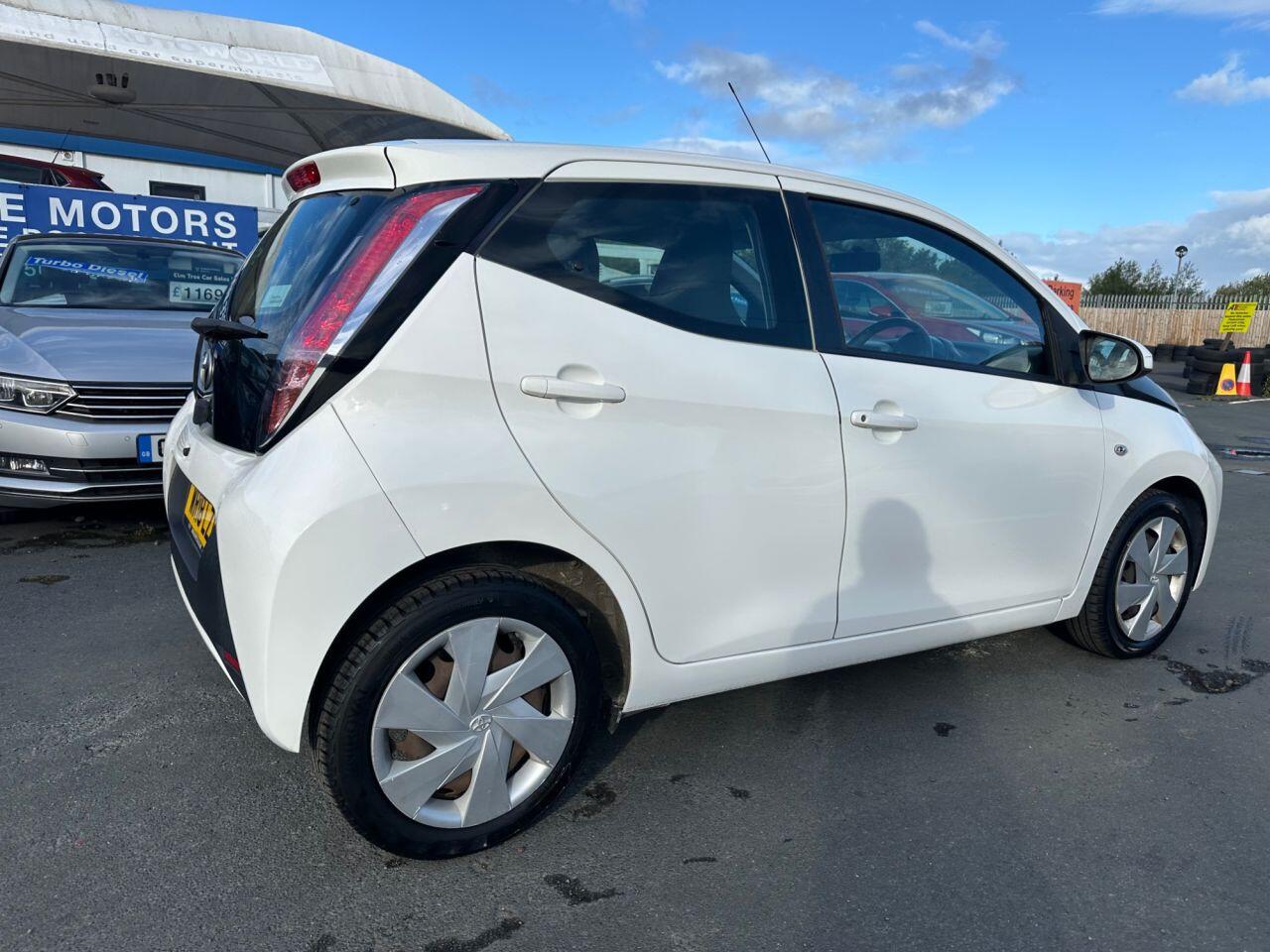 Toyota Aygo view 39