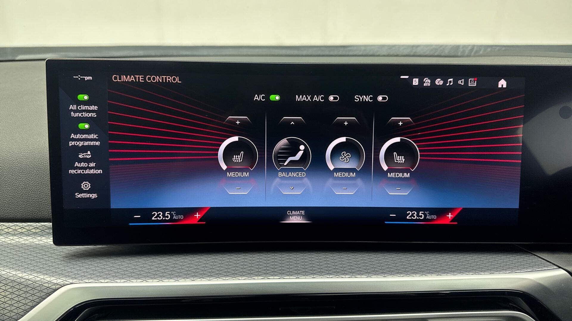 BMW 3 Series view 26
