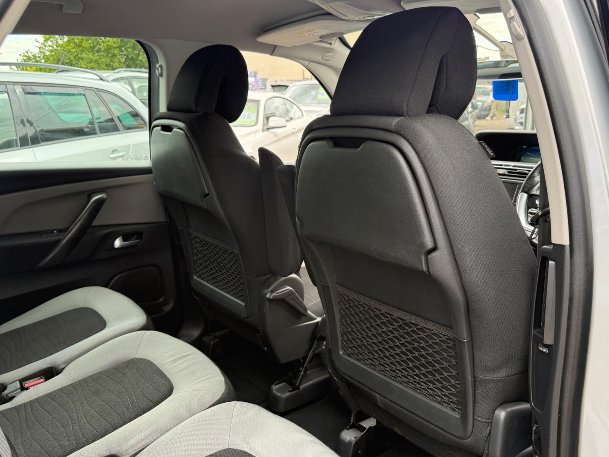 Citroen C4 Picasso - Image 37