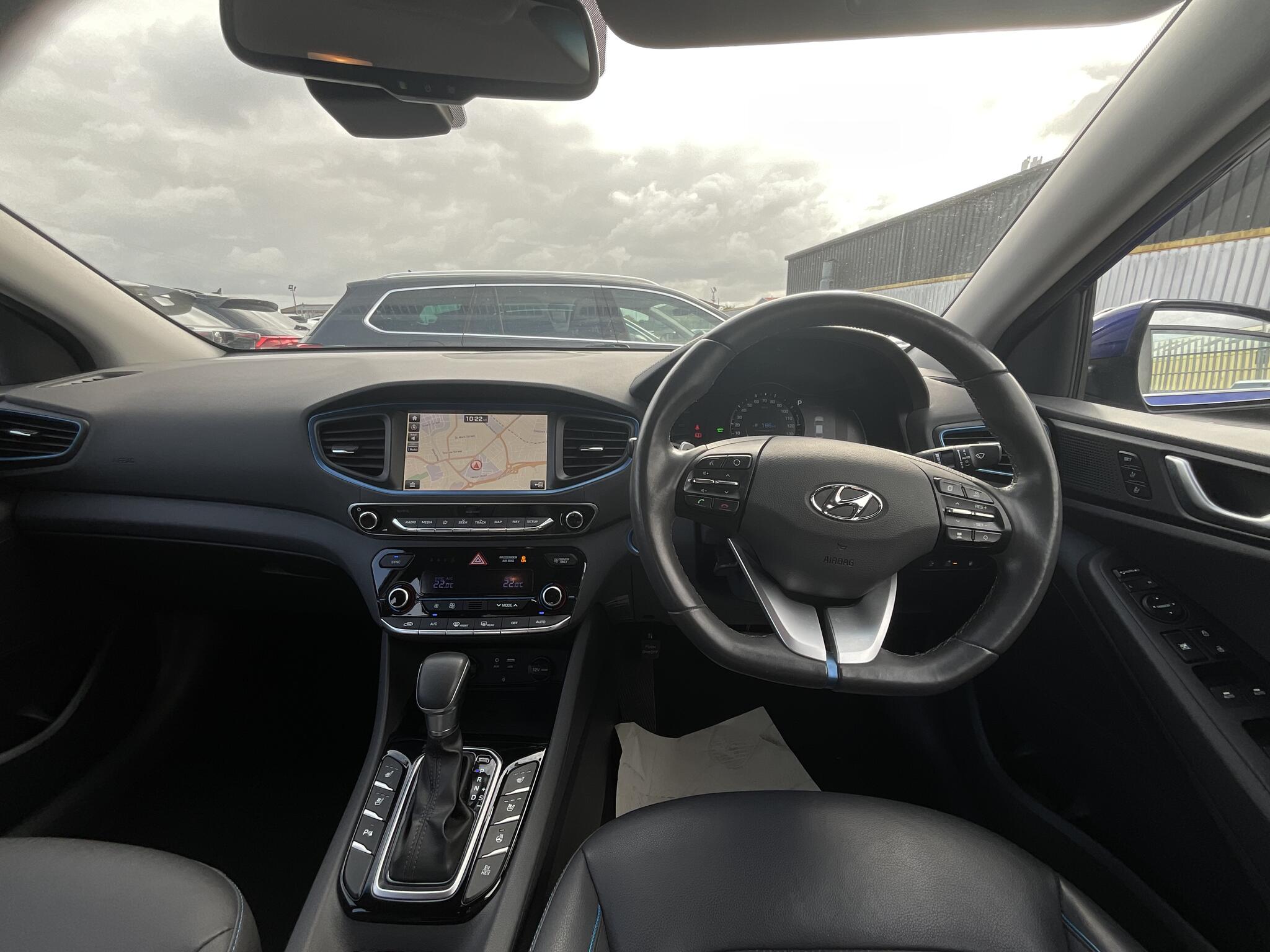 Hyundai Ioniq view 6