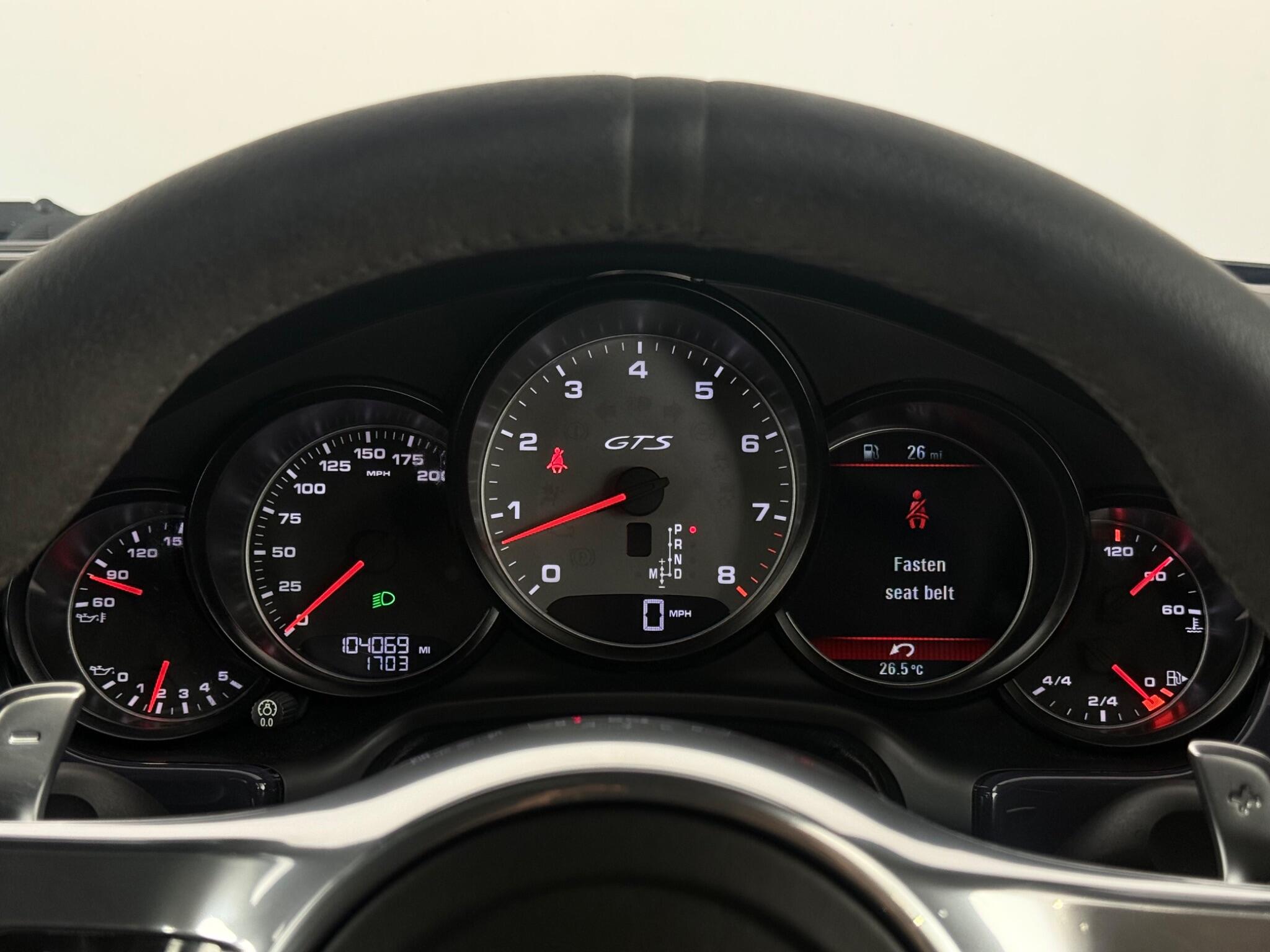 Porsche Panamera view 32